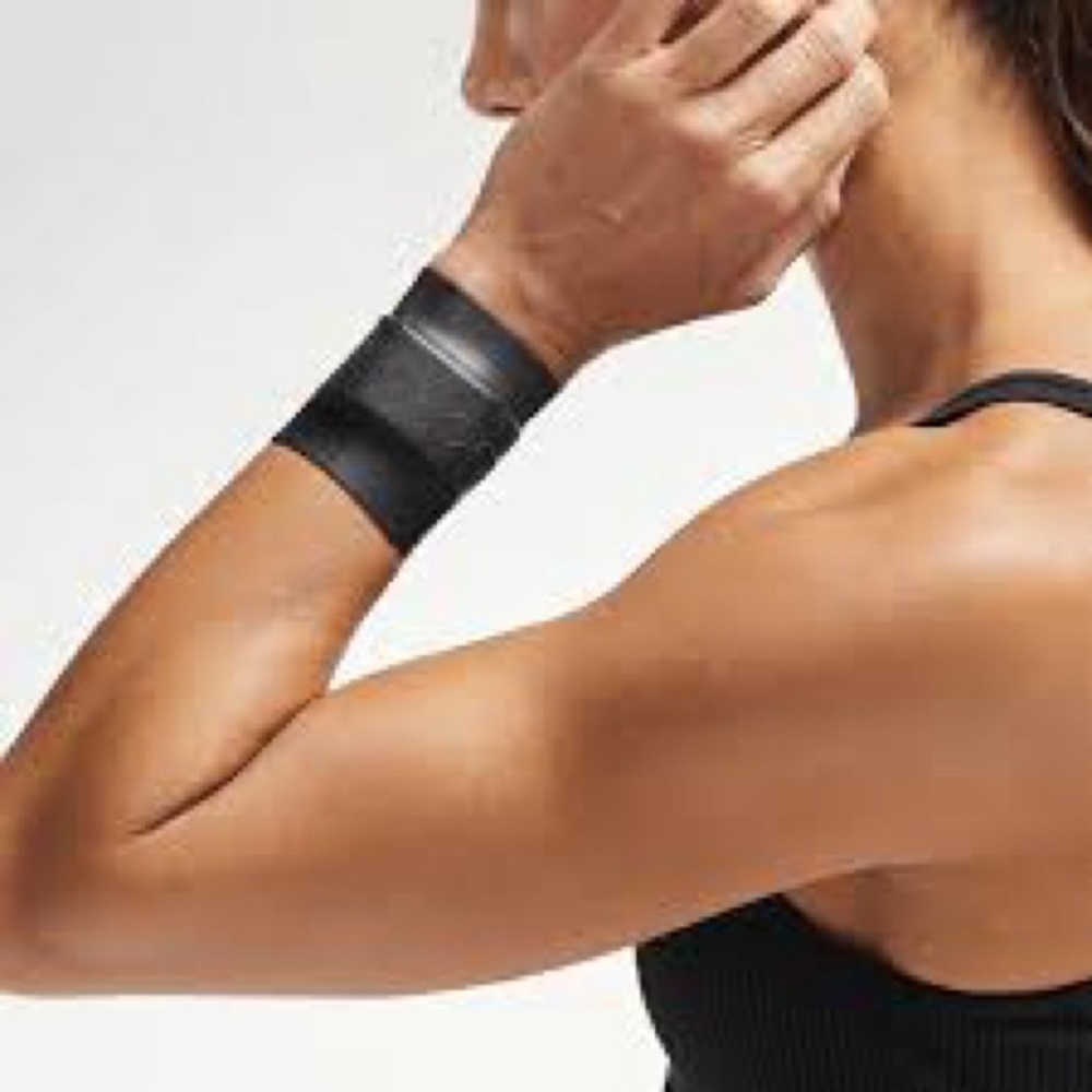 NWT Whoop HYDROSLEEVE (2-PACK)